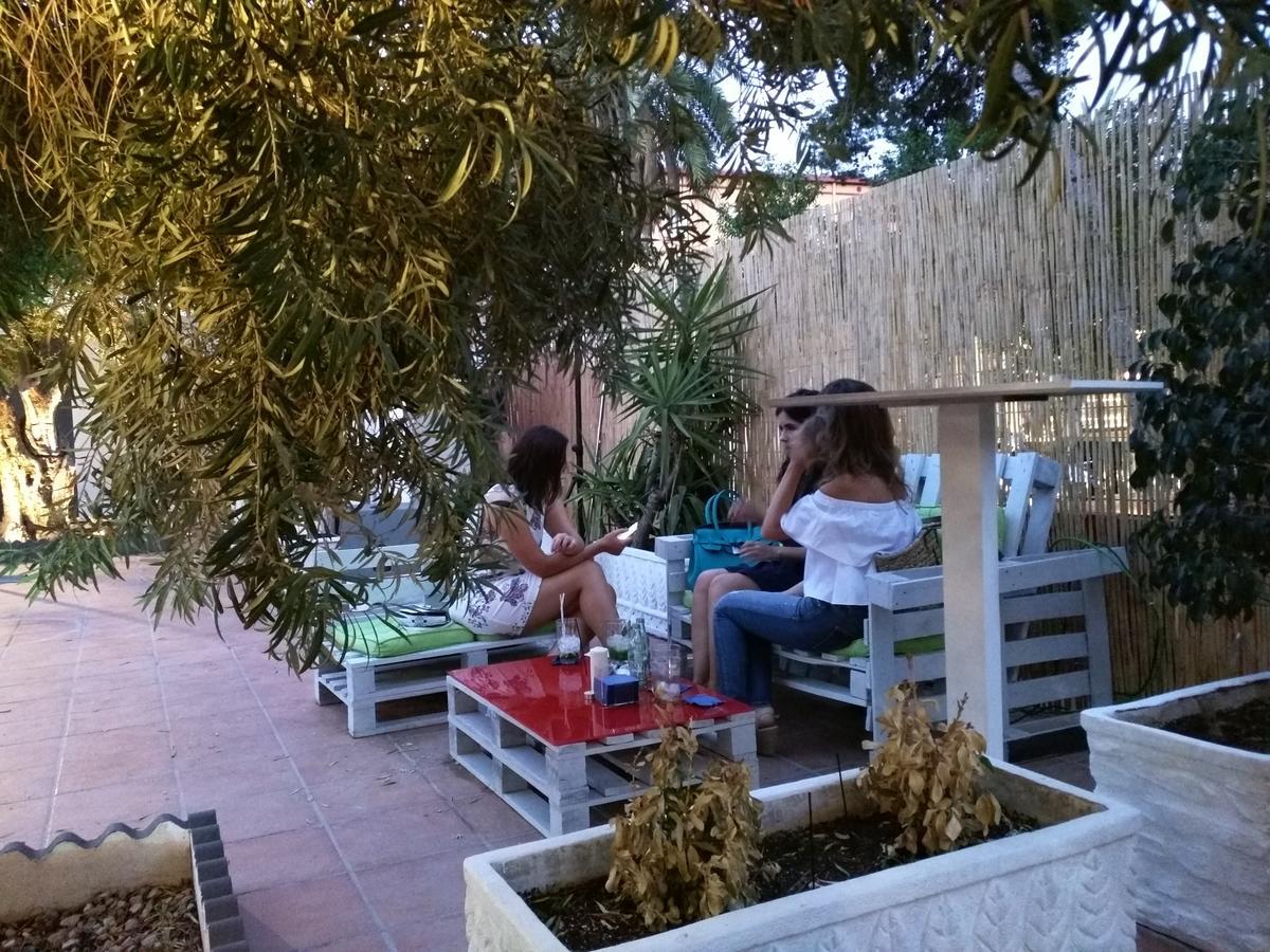Nwt Paradise Urban Hostel Alicante Luaran gambar