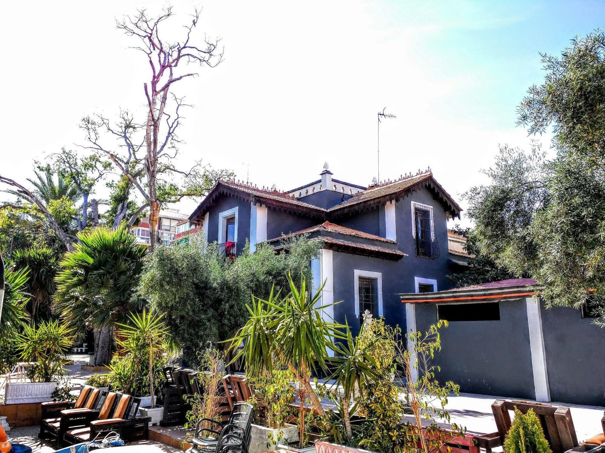 Nwt Paradise Urban Hostel Alicante Luaran gambar