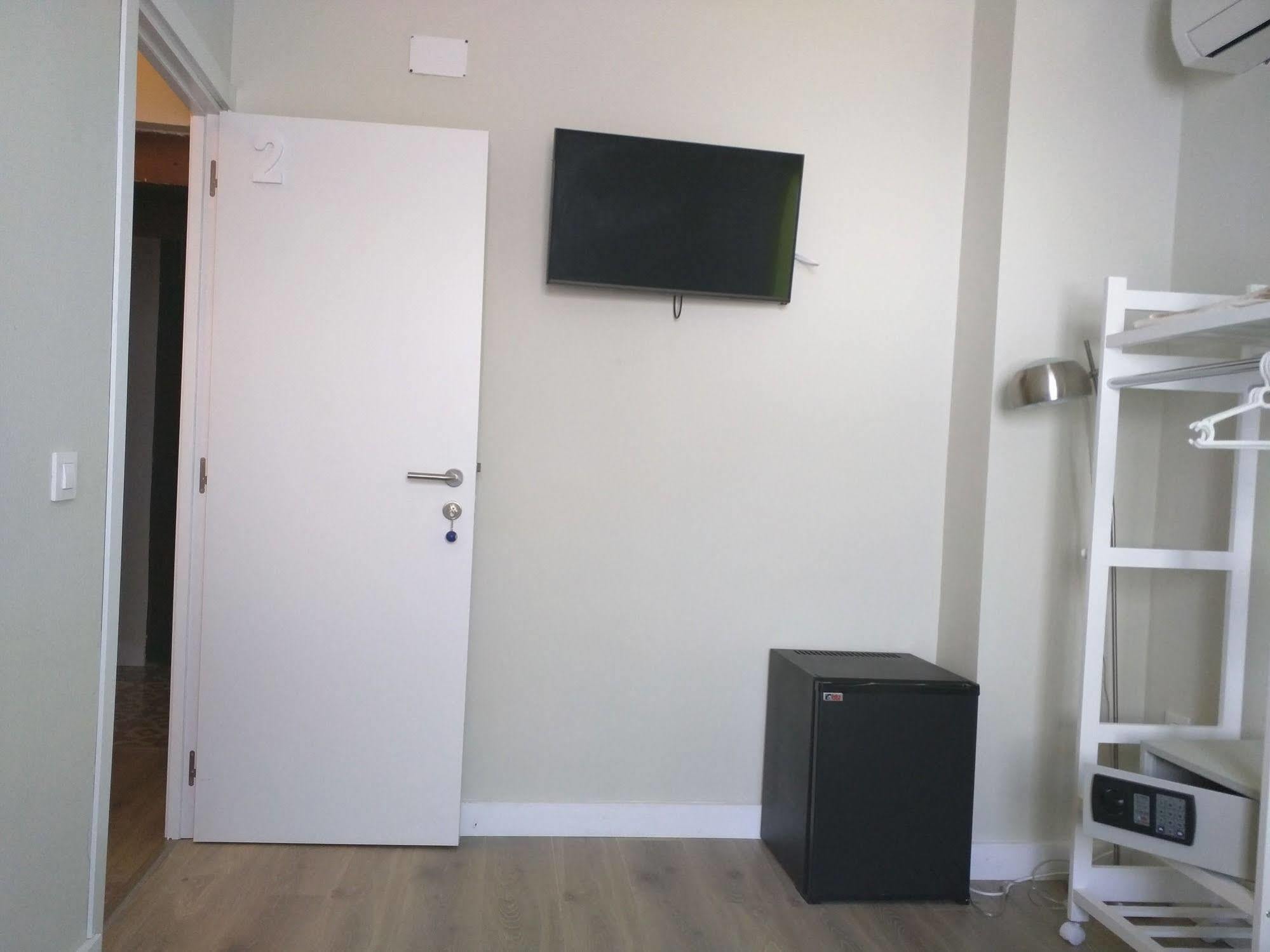 Nwt Paradise Urban Hostel Alicante Luaran gambar
