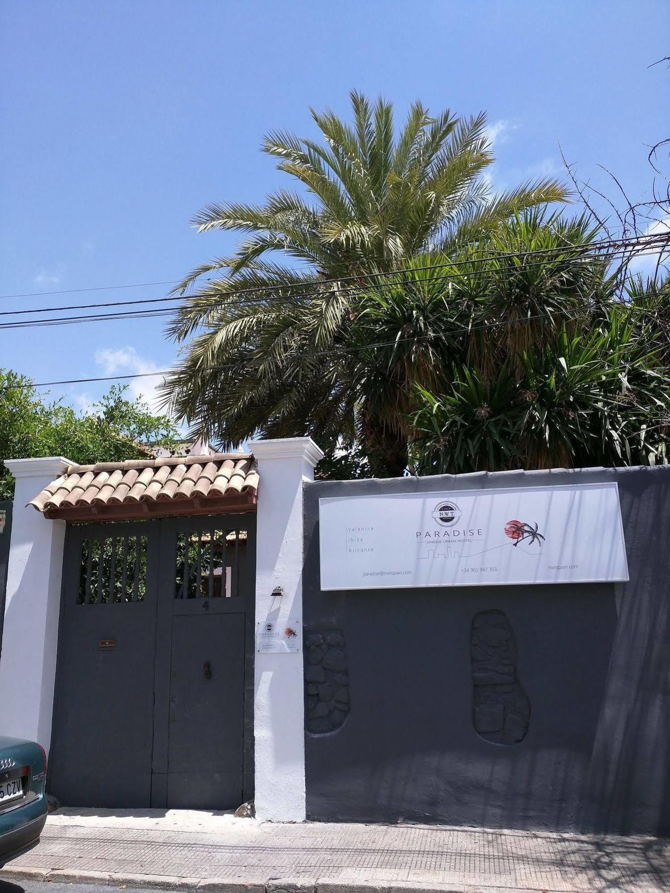 Nwt Paradise Urban Hostel Alicante Luaran gambar